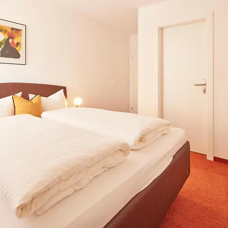 Gaestehaus Kulmer Apartamento *
